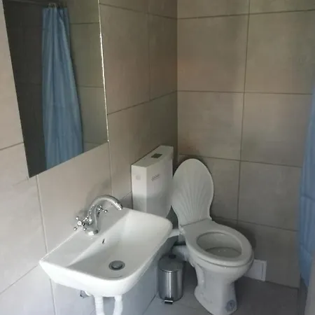 Runya Lodge Хостел Габрово