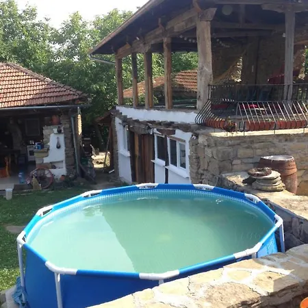 Runya Lodge